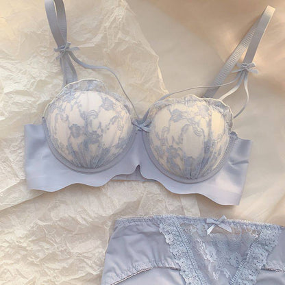 Maison de Lace Set